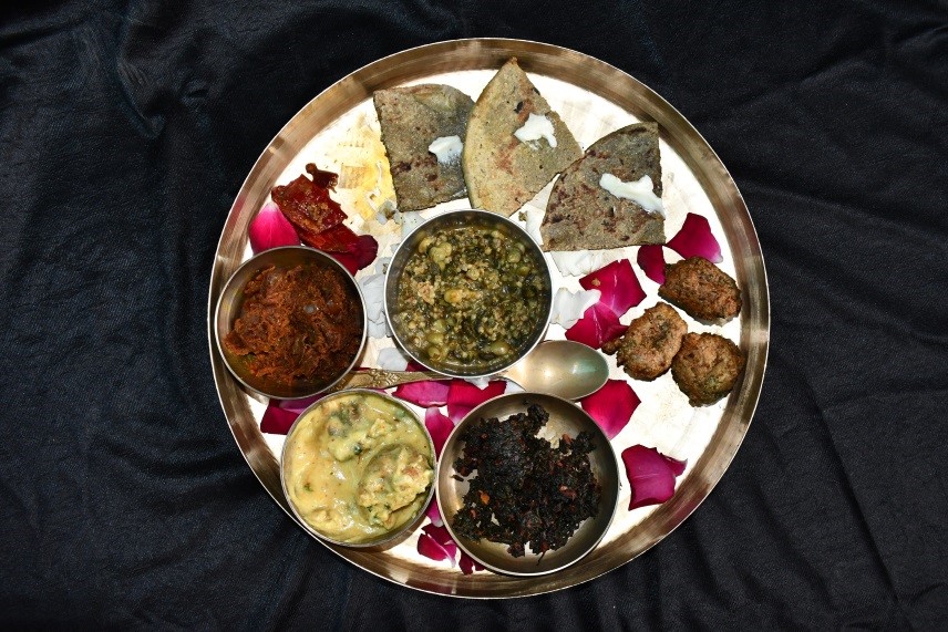 Haldar (Turmeric) Paak  &  Luni Leaves (Pigweed) Bhajiya &  Rajkumari Kadhi Pakoda  &  Beetroot leaves Curry  &  Bajri Lilva (Green Pegion Peas) Methi (Fenugreek) Khichdi